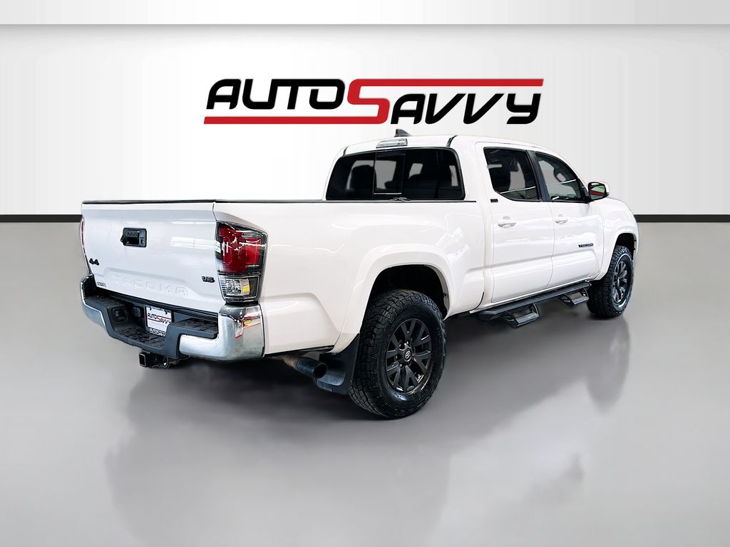 Used 2022 White Toyota SR5 image 7