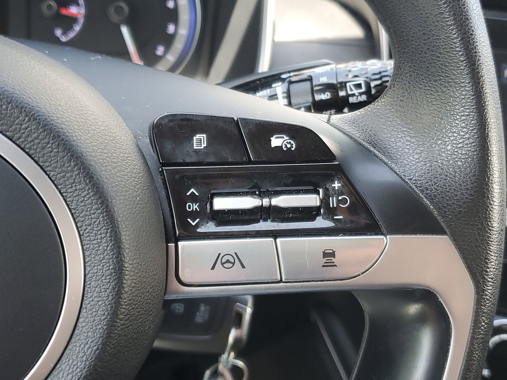 Certified Used 2023 Silver Hyundai SE image 17