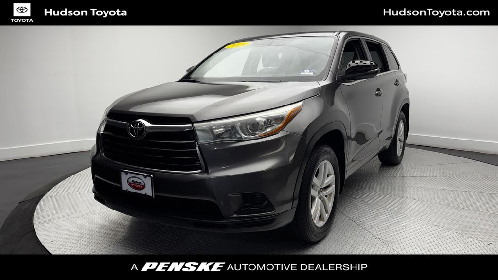 2015 Toyota Highlander LE -
                  Jersey City, NJ