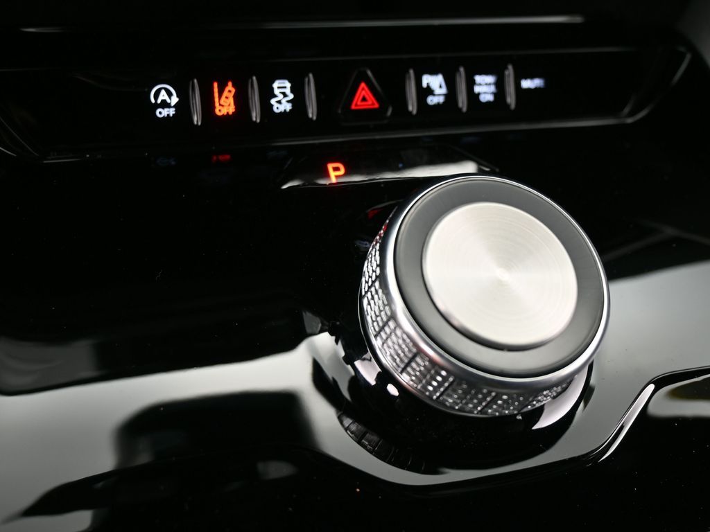 New 2026 Bright White Clearcoat Jeep  image 19