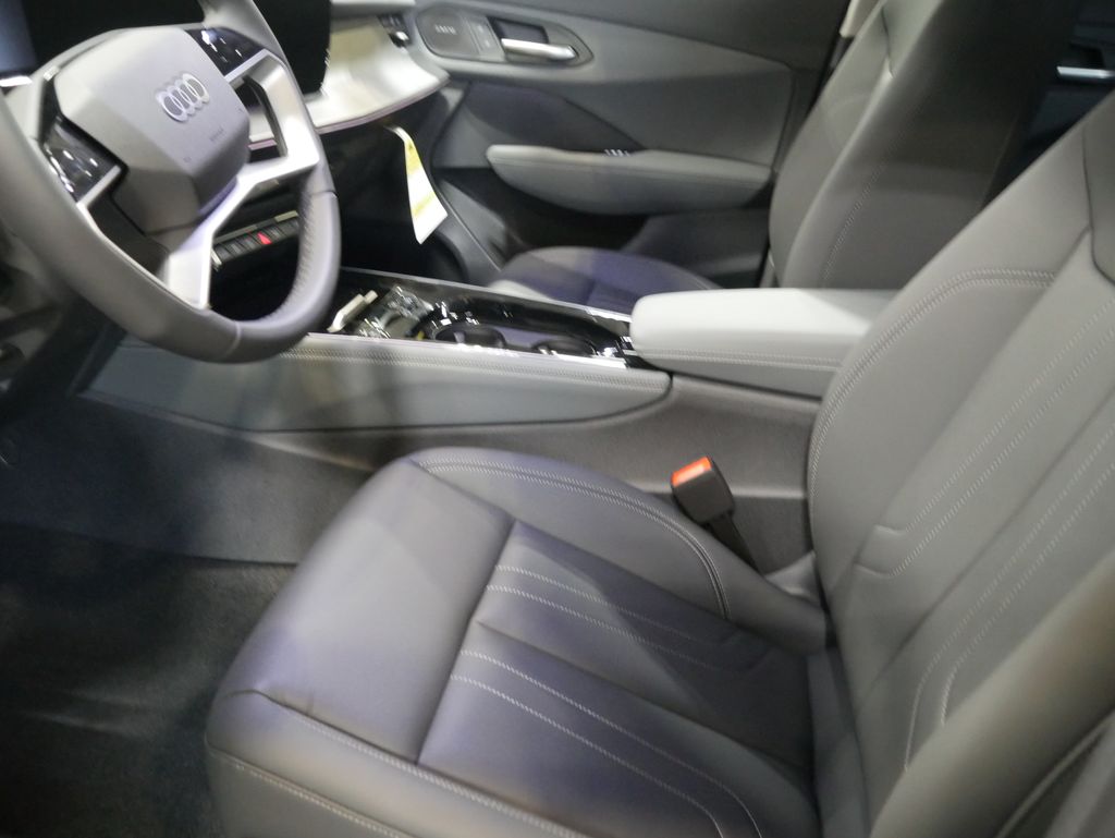 Thumbnail: 2026 Audi Q3 - 15