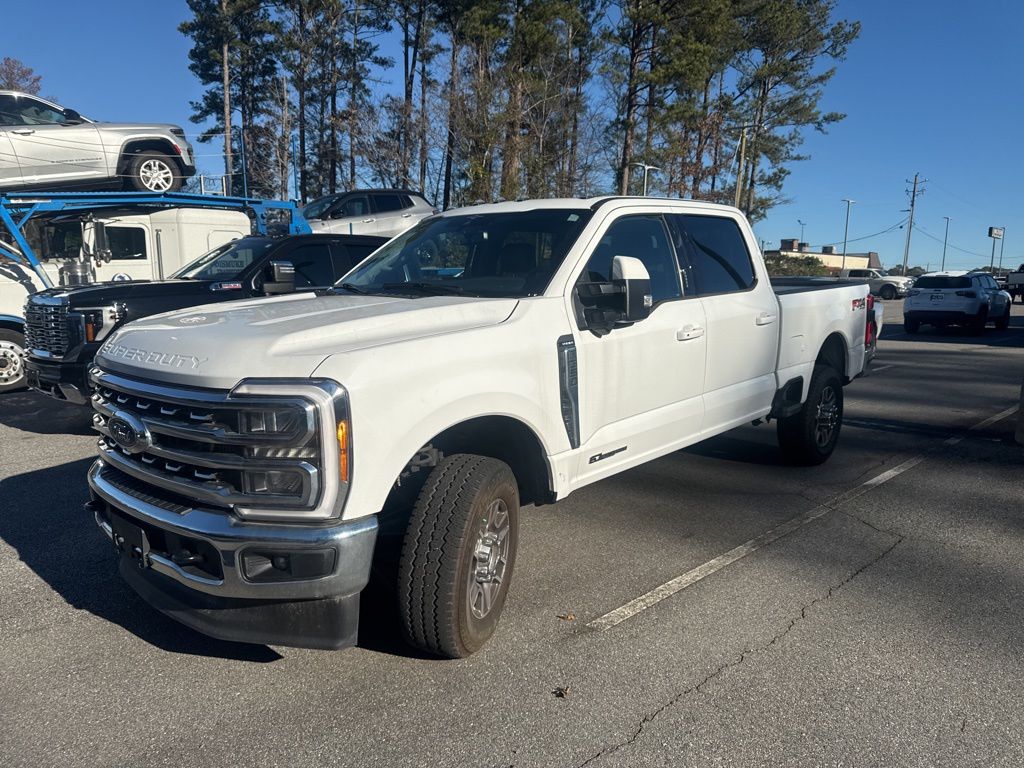 2023 Ford F-350 Super Duty Lariat Crew Cab 4WD