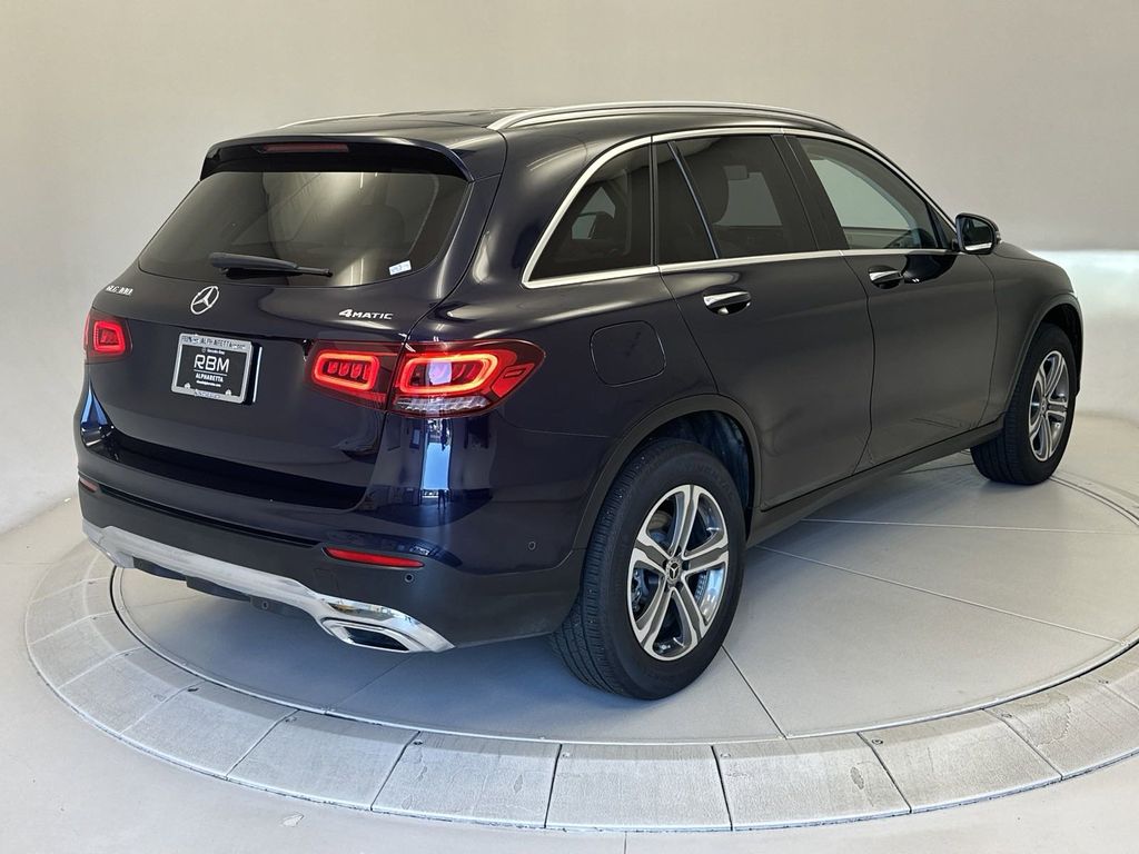 2022 Mercedes-Benz GLC GLC 300 7