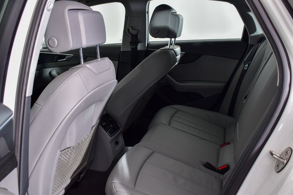 Thumbnail: 2018 Audi A4 - 19