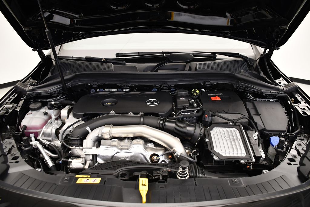 Thumbnail: 2025 Mercedes-Benz GLA - 11