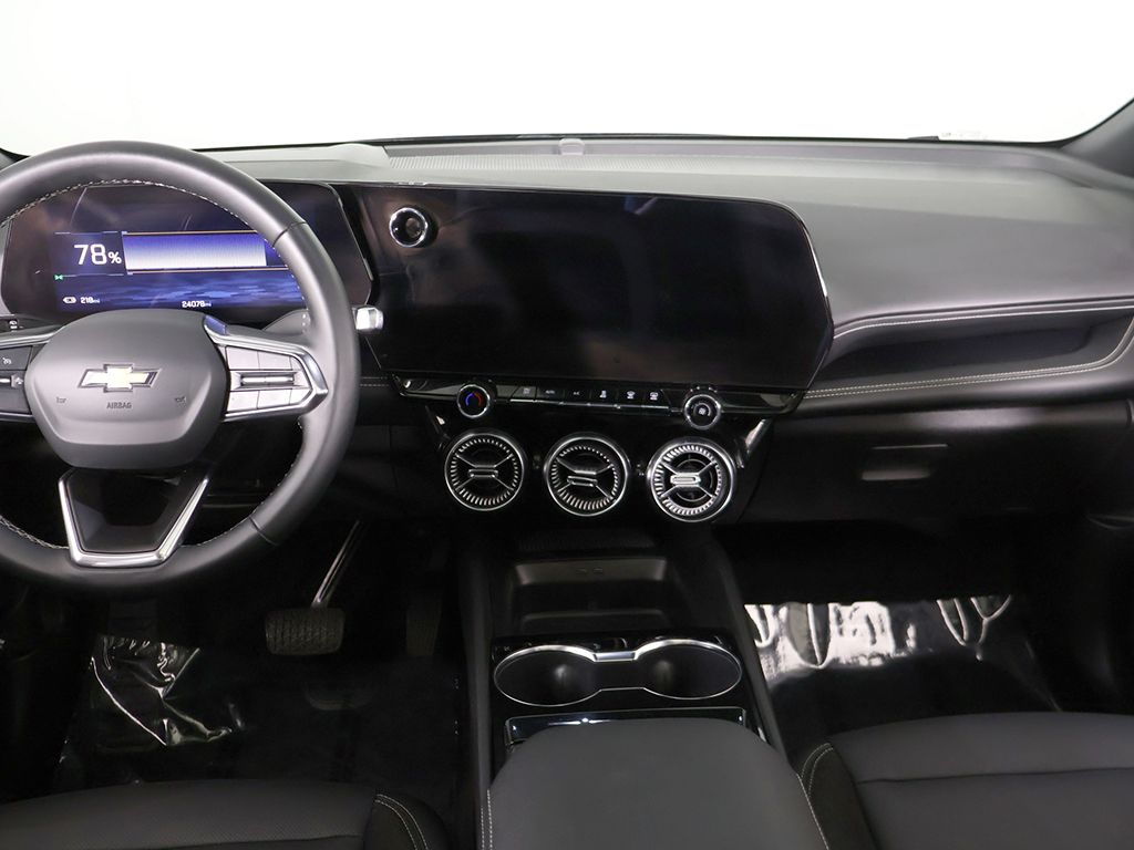 Used 2024 Black Chevrolet LT image 39