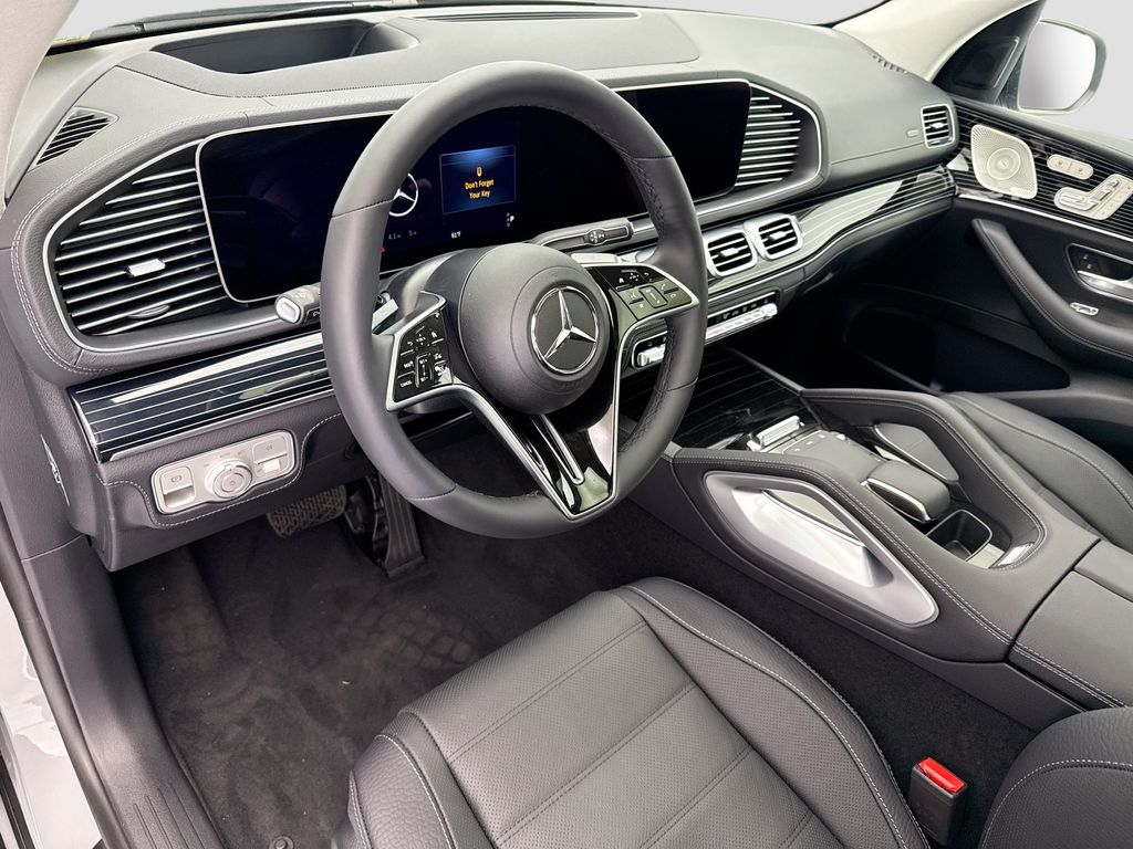 Thumbnail: 2026 Mercedes-Benz GLE - 9