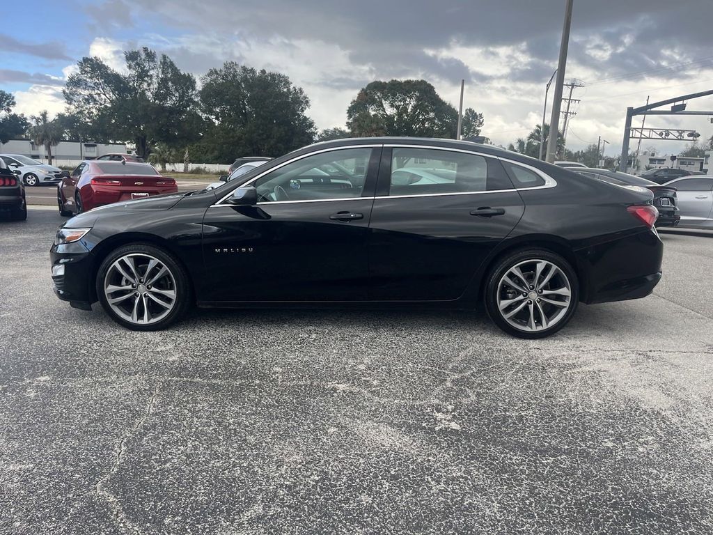 2022 Chevrolet Malibu LT 8