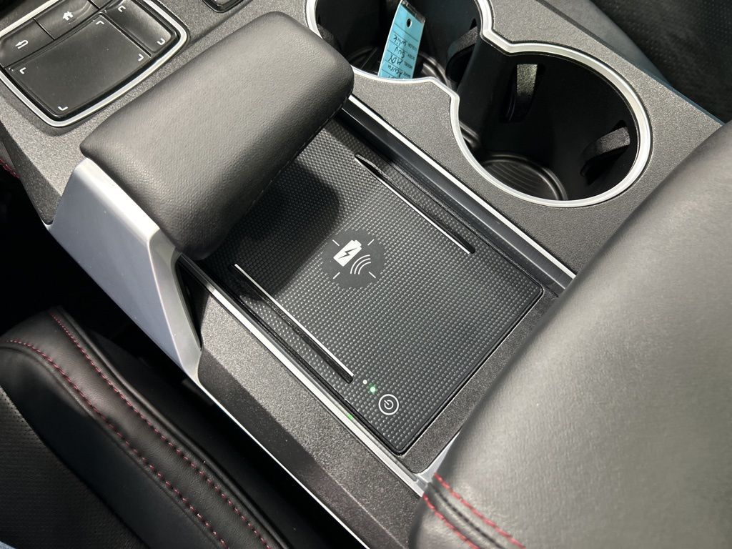 used 2024 Acura MDX car, priced at $39,961