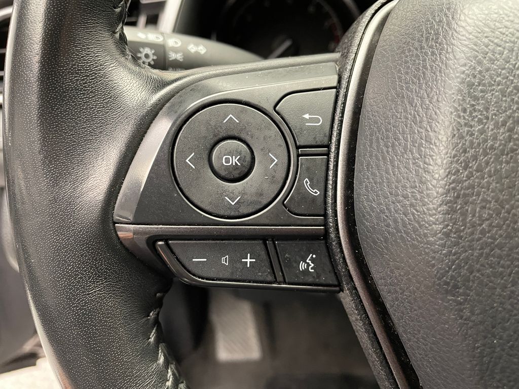 2023 Toyota Camry SE 22