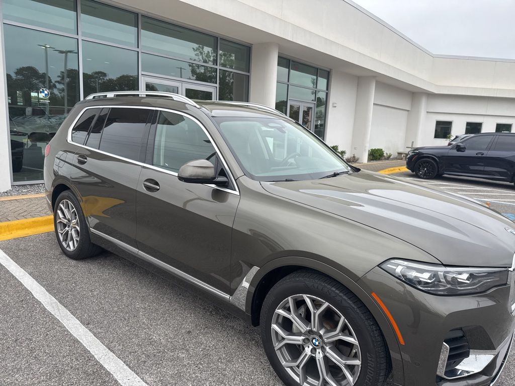  2020 BMW X7 xDrive40i AWD   