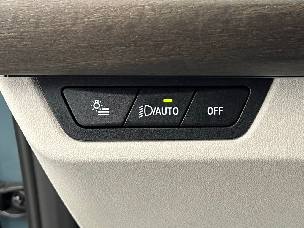 Thumbnail: 2026 BMW X1 - 19