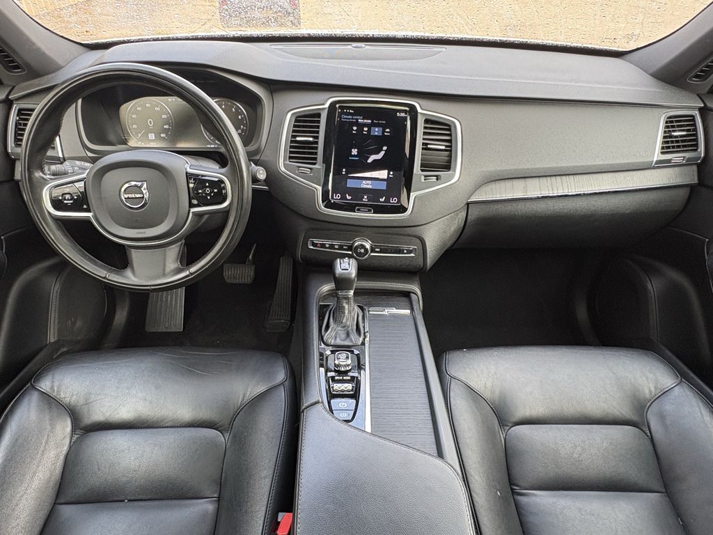 2020 Volvo XC90 T5 Momentum White at Ultimate Motorsports