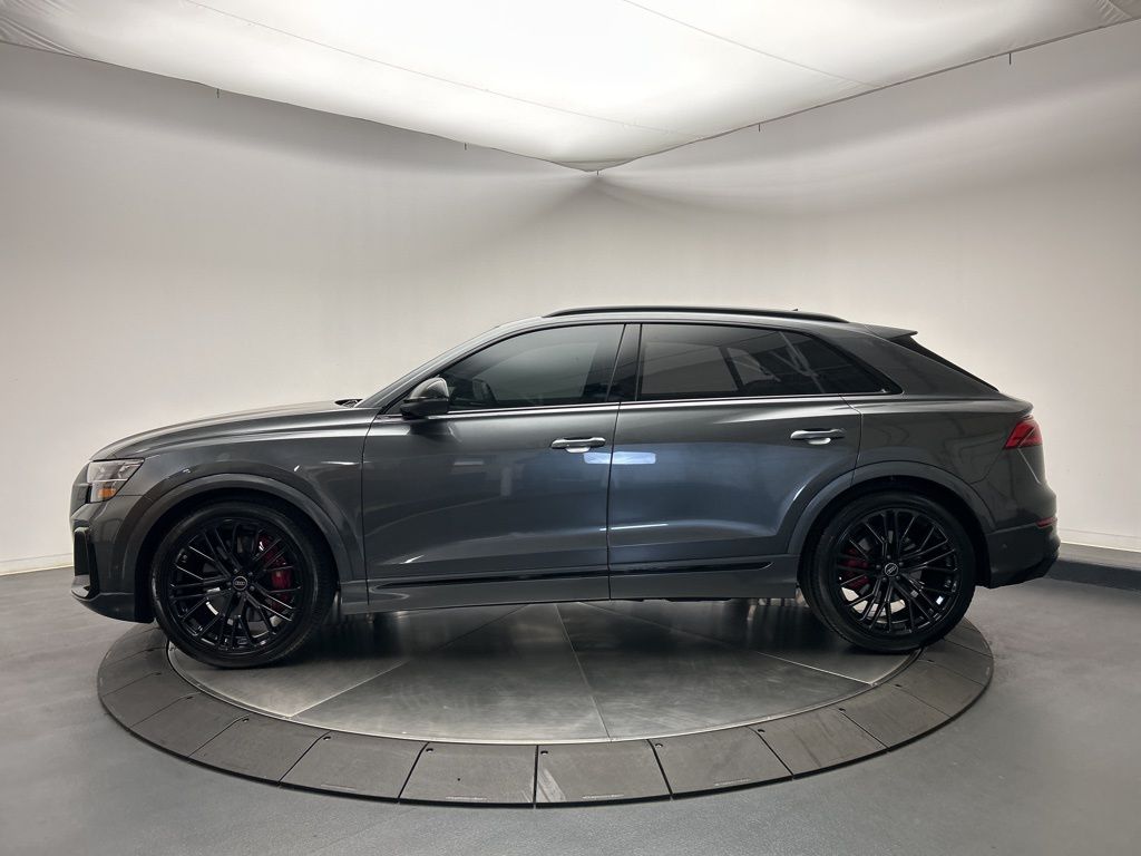 Thumbnail: 2025 Audi SQ8 - 2