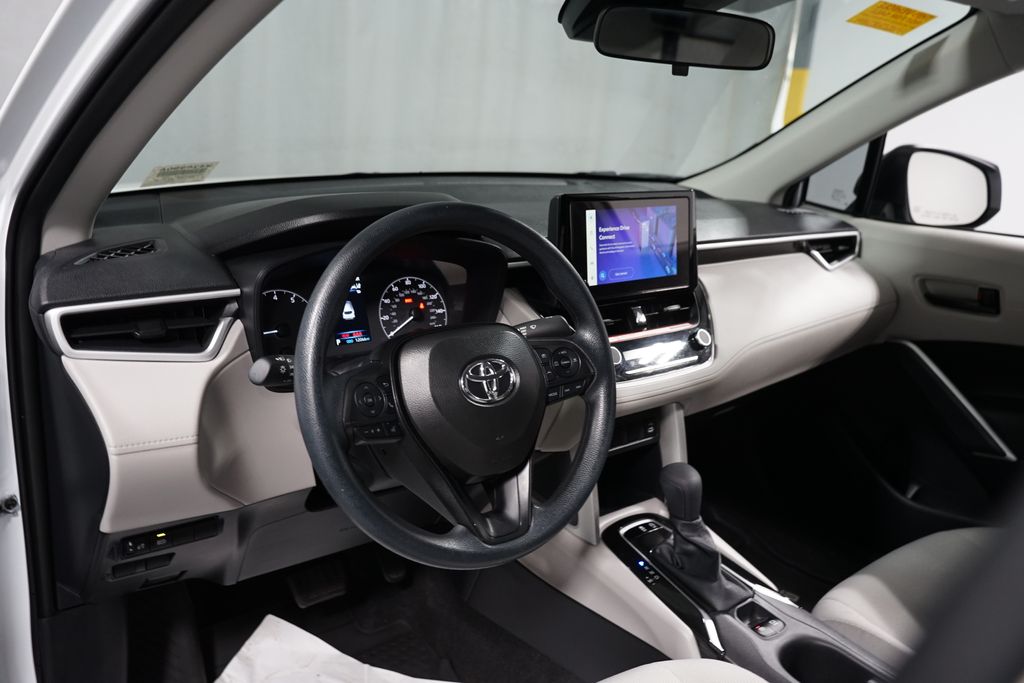 Thumbnail: 2025 Toyota Corolla Cross - 11