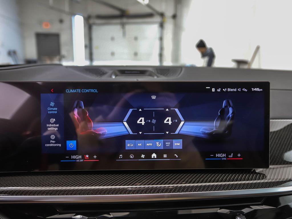 Thumbnail: 2026 BMW X5 - 19