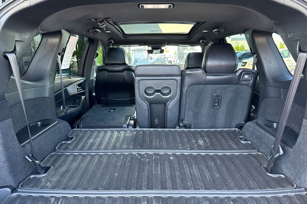 used 2022 Acura MDX car, priced at $39,902