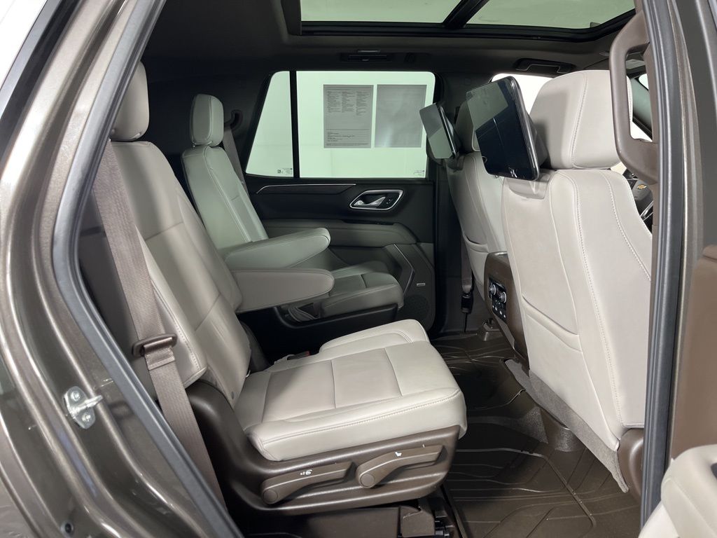 Thumbnail: 2021 Chevrolet Tahoe - 10