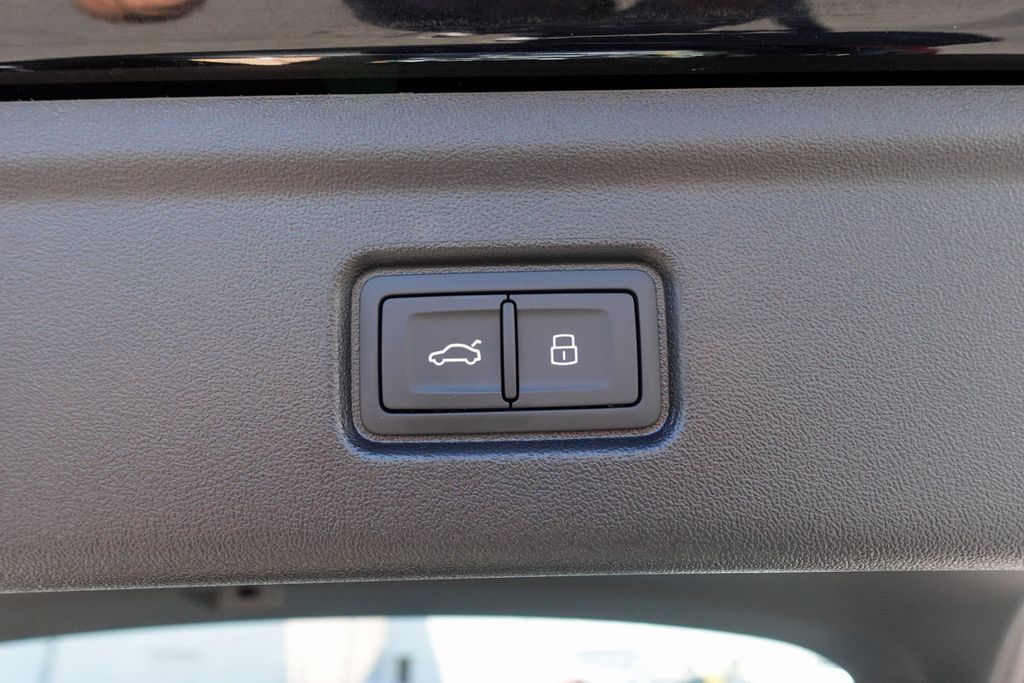 New 2025 Black Audi Premium Plus image 25