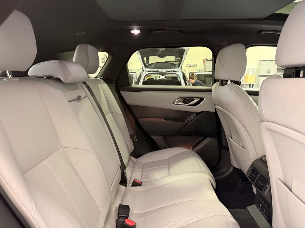 Thumbnail: 2026 Land Rover Range Rover Velar - 26