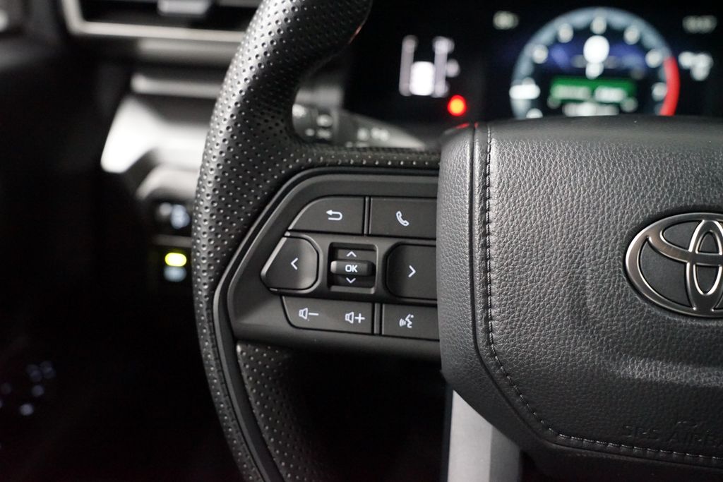 Thumbnail: 2025 Toyota Tacoma - 15