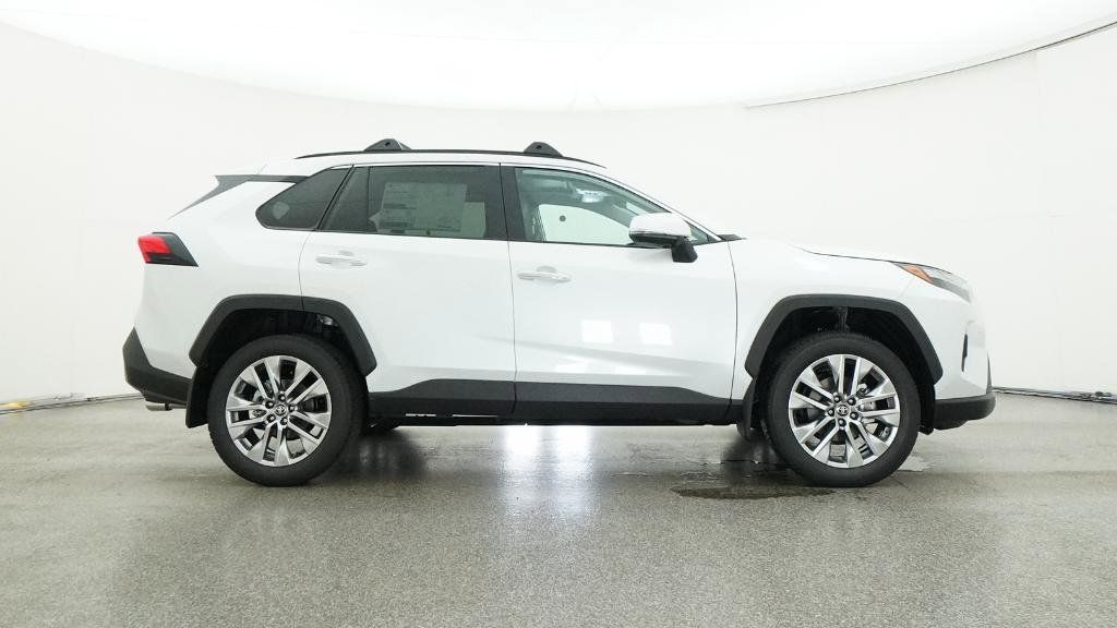 Thumbnail: 2025 Toyota RAV4 - 19