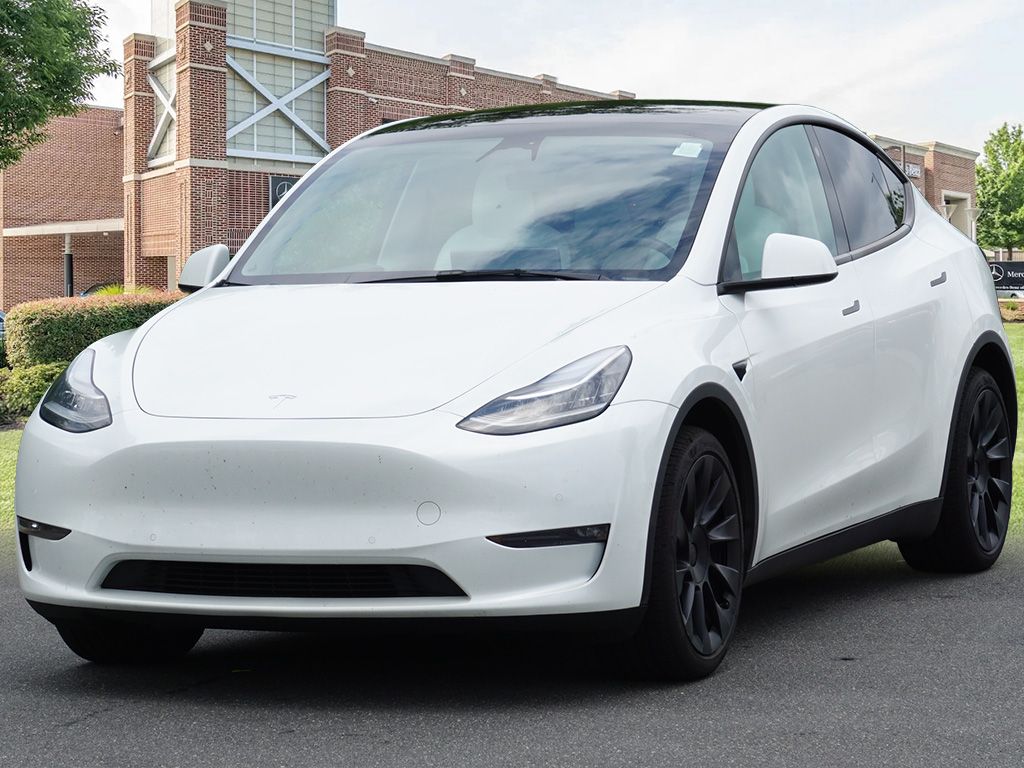 Thumbnail: 2022 Tesla Model Y - 4