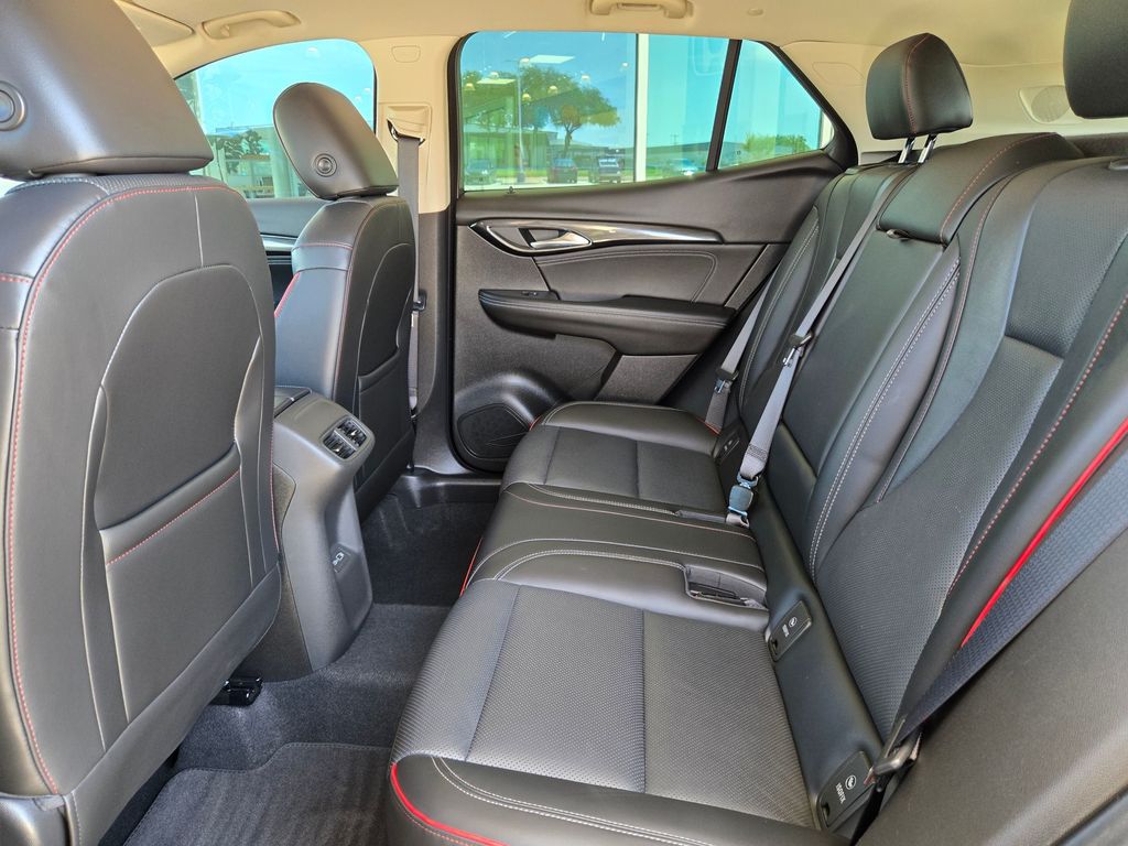Used 2023 Buick Envision SUV