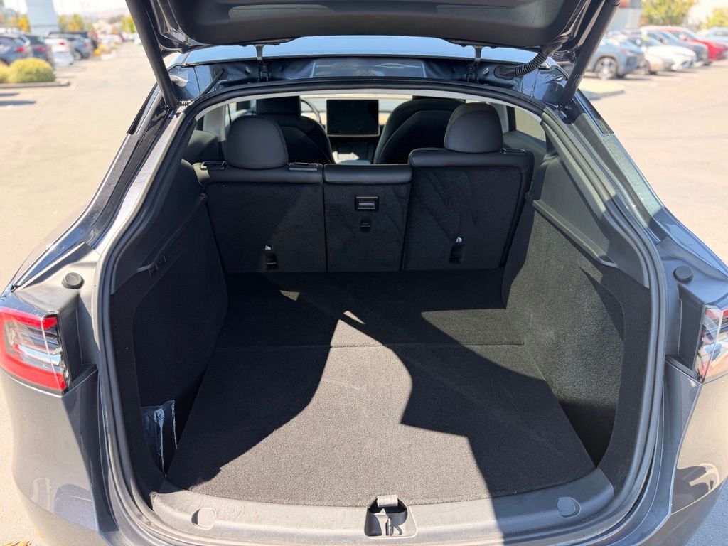 Used 2023 Tesla Model Y SUV