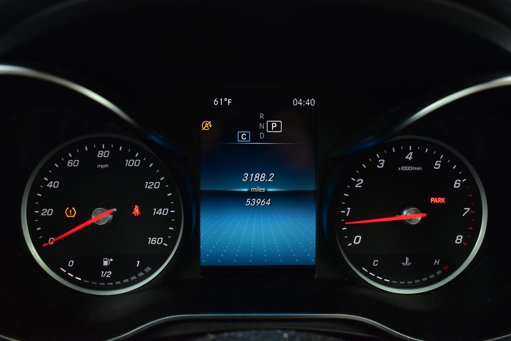 2021 Mercedes-Benz GLC 300 12