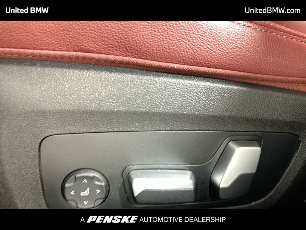 2023 BMW 3 Series 330i 12
