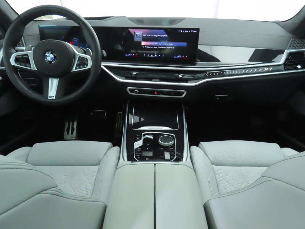 2024 BMW X7 xDrive40i 13