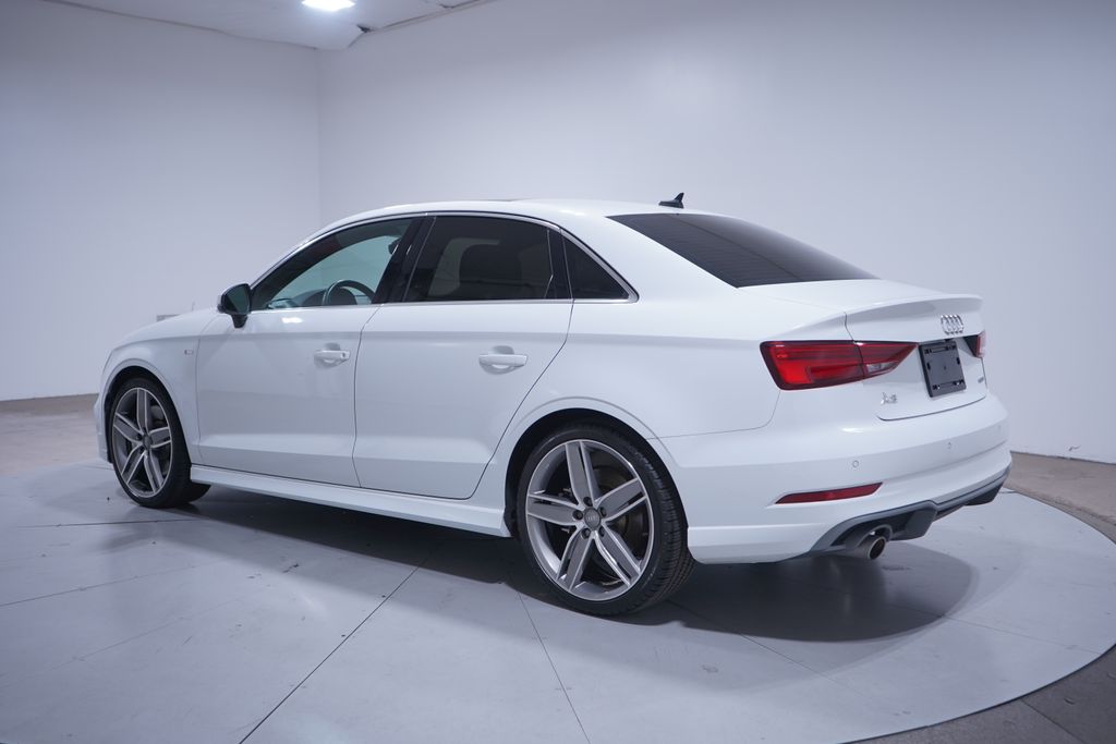 Thumbnail: 2019 Audi A3 - 3