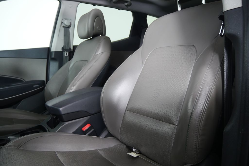 2013 Hyundai Santa Fe Sport 2.0T 10