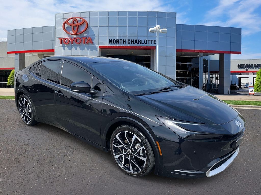 Midnight Black Metallic 2025 Toyota Prius Plug-In Hybrid XSE FWD Hatchback Front-Wheel Drive Continuously Variable Transmission