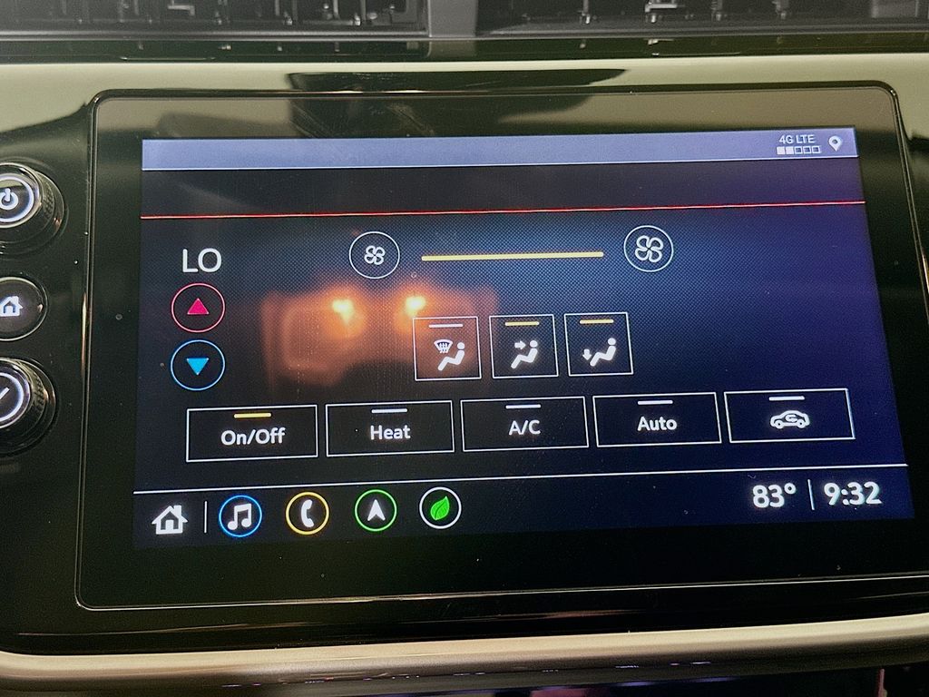 Thumbnail: 2022 Chevrolet Bolt EV - 15