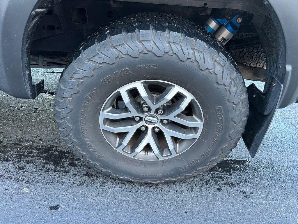 Thumbnail: 2018 Ford F-150 - 9