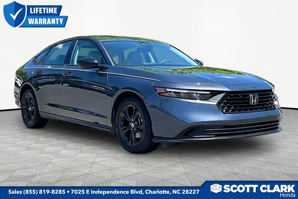 2025 Honda Accord Sedan SE