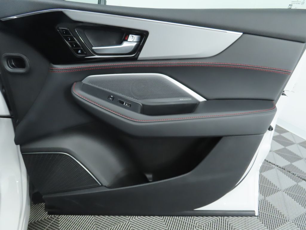 2026 Acura MDX Base 27