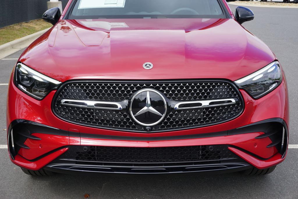 Thumbnail: 2026 Mercedes-Benz GLC - 9