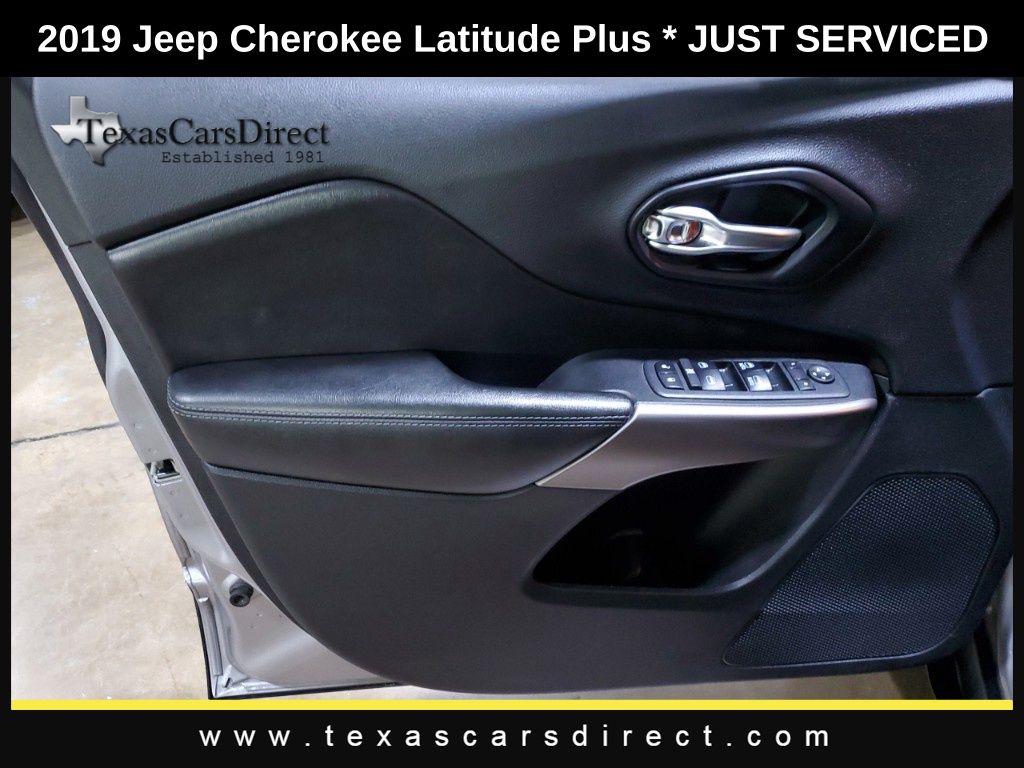 2019 Jeep Cherokee Latitude Plus 9