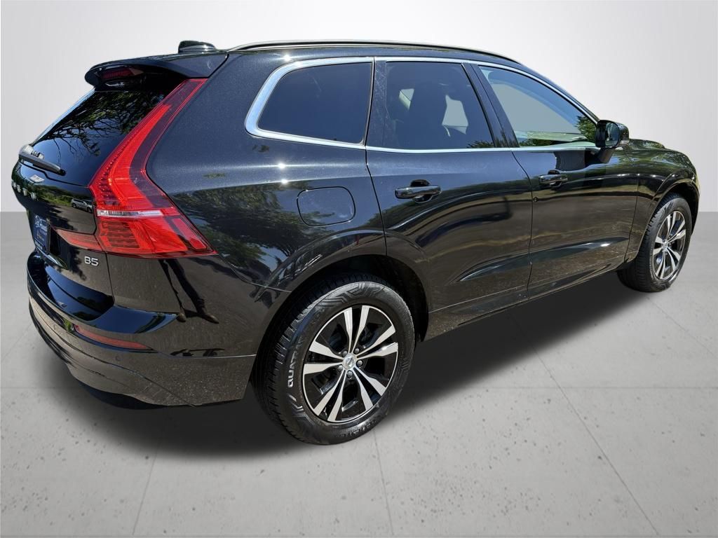 2023 Volvo XC60 B5 Core