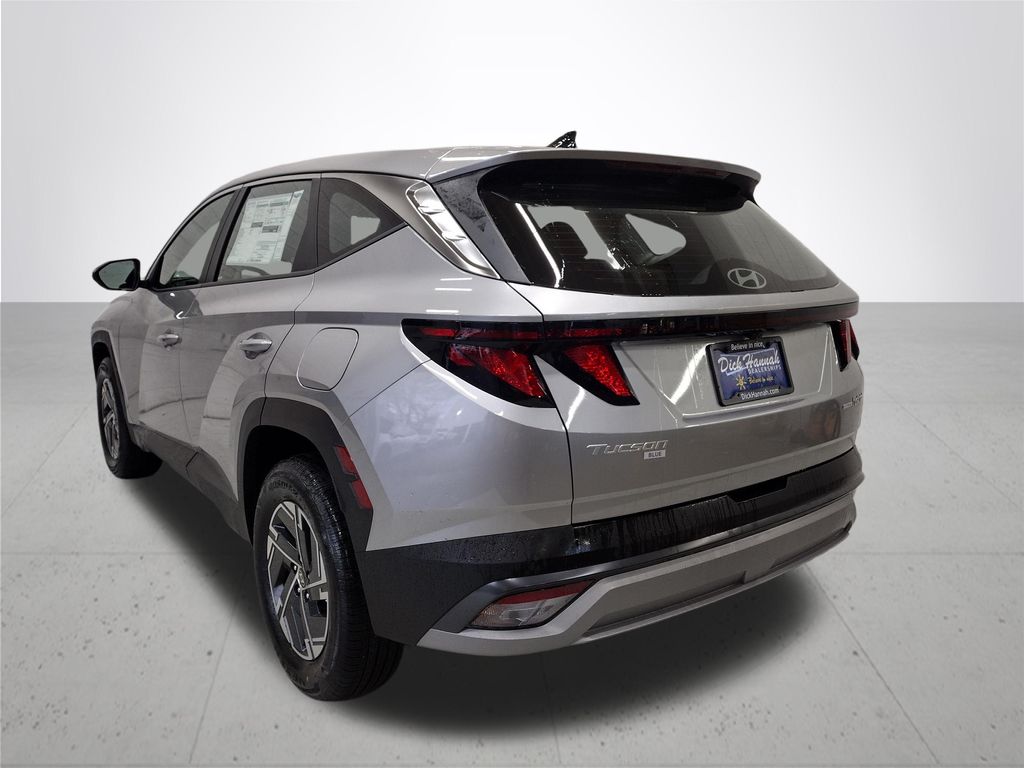 2026 Hyundai Tucson Hybrid Blue SE