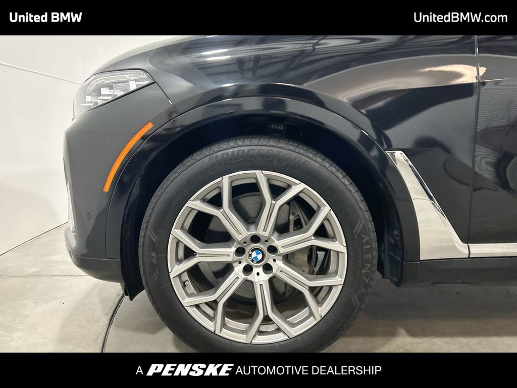 Thumbnail: 2020 BMW X7 - 10
