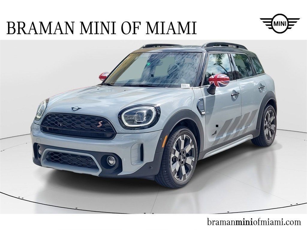 2024 MINI Cooper S Countryman Iconic