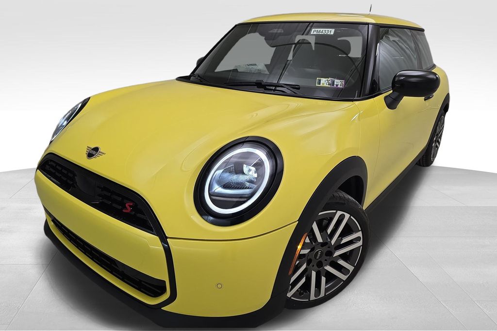 2026 MINI Hardtop Cooper S's photo