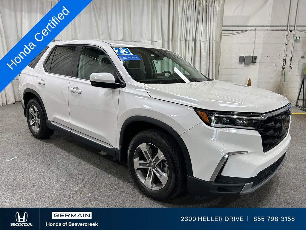 Platinum White Pearl 2023 Honda Pilot SUV / Crossover All-Wheel Drive Automatic