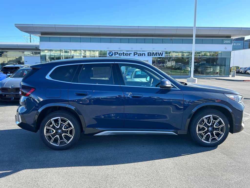 Thumbnail: 2026 BMW X1 - 6