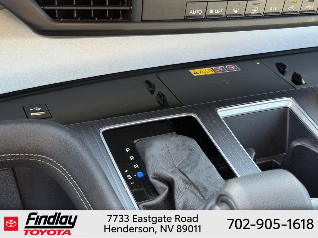 Used 2025 Toyota Sienna Van