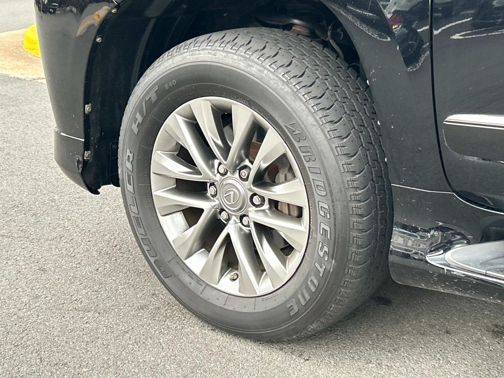 Thumbnail: 2014 Lexus GX - 8